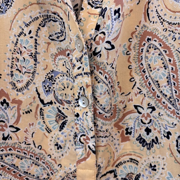 EUC J. Jill Women's Long Sleeve Paisley White Yellow Quarter Front Button Shirt - Picture 9 of 15